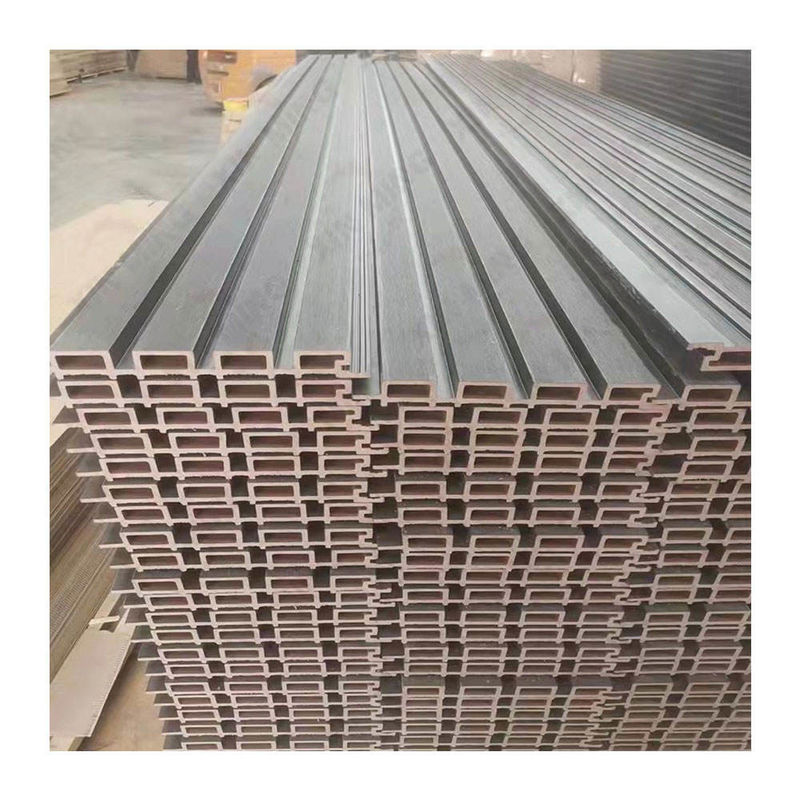 La división del wpc de la prueba de fuego B1 artesona la certificación decorativa del panel de pared de Wpc ISO