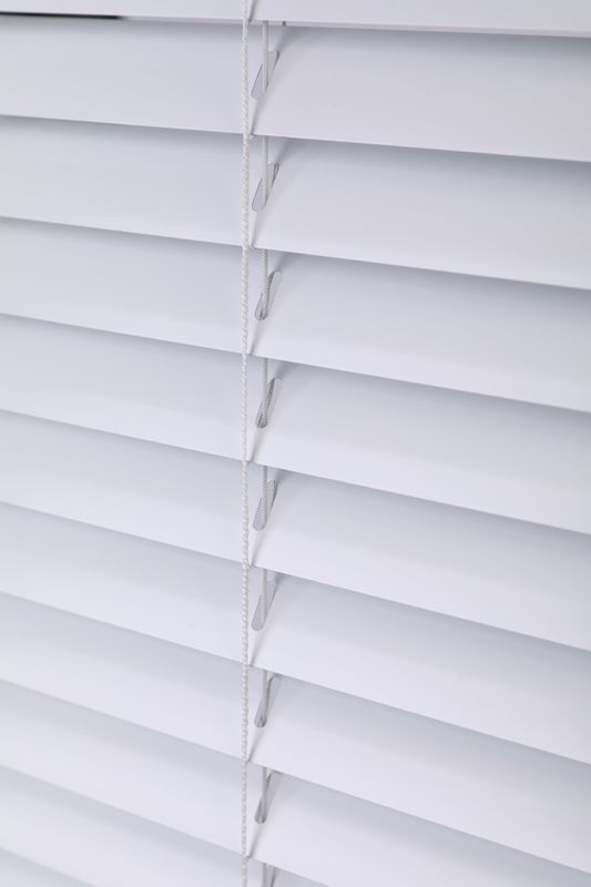 Persianas sin cuerda venecianas de aluminio de la cortina de la decoración de la ventana para los hospitales