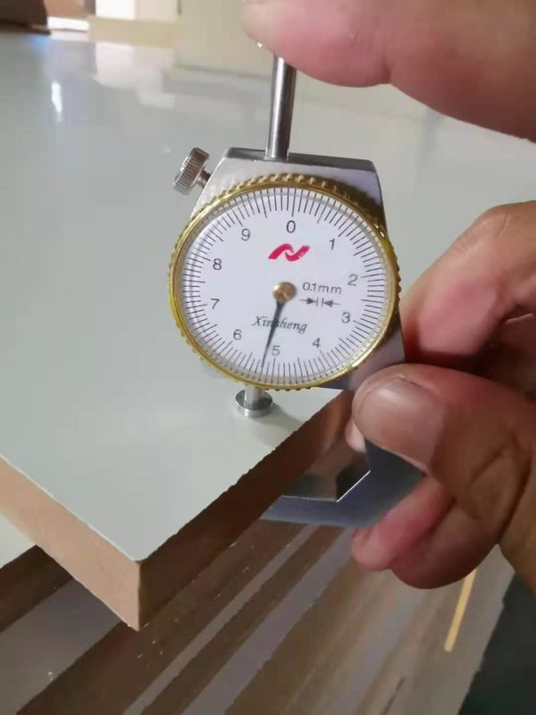 28 X 1160 X 2400 mm de madera contrachapada de reparación 19 o 21 plies antiderrapante