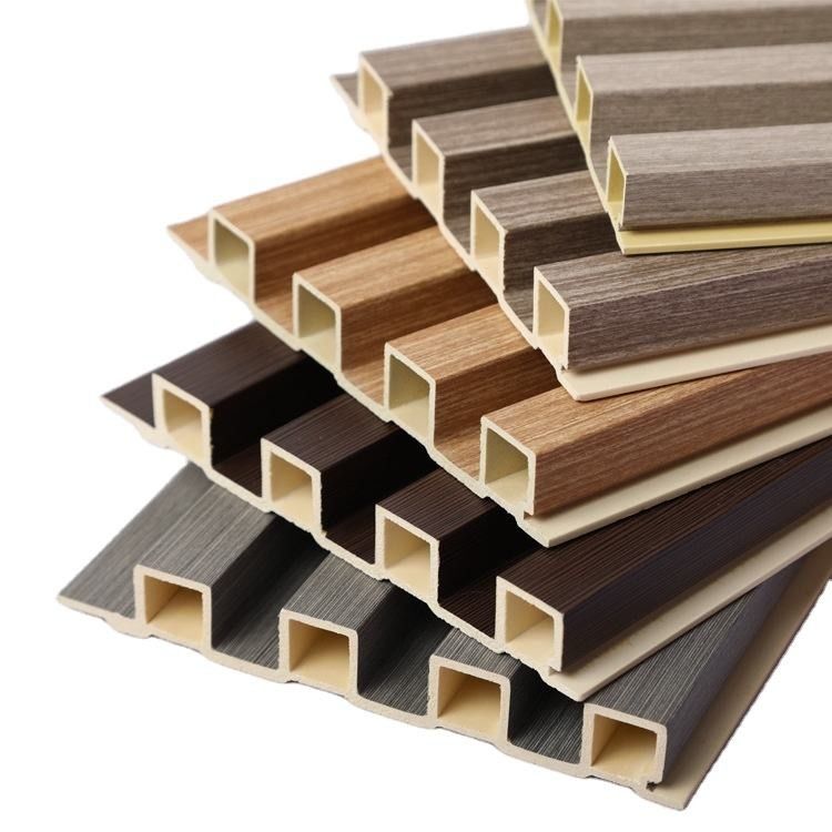 Precio barato Materiales de construcción de casas decorativas Económicas Granos de madera Pvc Wpc paneles de pared