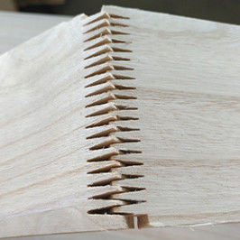 Mejor suministro de madera decorativa Produce madera sólida madera de pino madera paneles de pared de madera de pino Dedo unido paneles