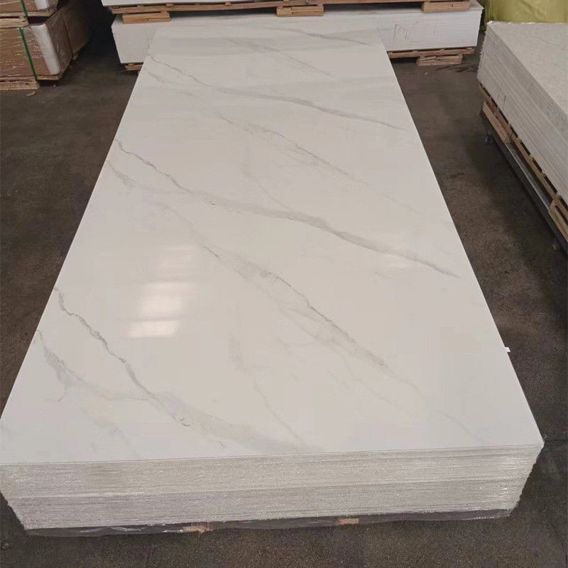 El proveedor chino presenta paneles de pared de láminas de mármol UV para decoración interior y placas de plástico de placa UV