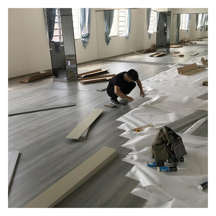 4 mm 180 * 1220 mm PVC piso de vinilo Piso SPC Piso de plástico SPC a prueba de agua