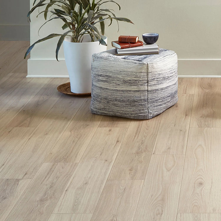 4mm 5mm 6mm 7mm 8mm resistente a los arañazos piso de vinilo de lujo piso de tablón de vinilo piso de bloqueo de clic piso SPC impermeable