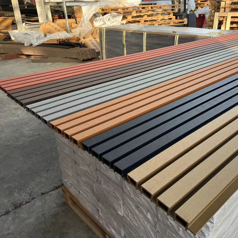 Revestimiento de pared de alta calidad Wpc exterior exterior compuesto Panel de revestimiento de pared de Wpc exterior revestimiento de pared de Wpc exterior