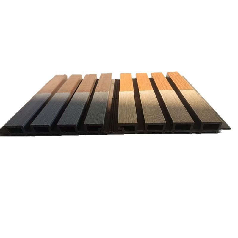 Revestimiento de paneles de pared WPC para exteriores con vetas de madera al por mayor a bajo precio