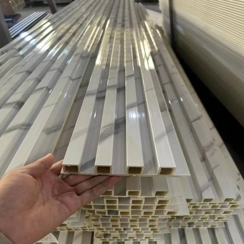 Panel de pared compuesto de madera y plástico WPC moderno para interiores de baño, alternativa al PVC