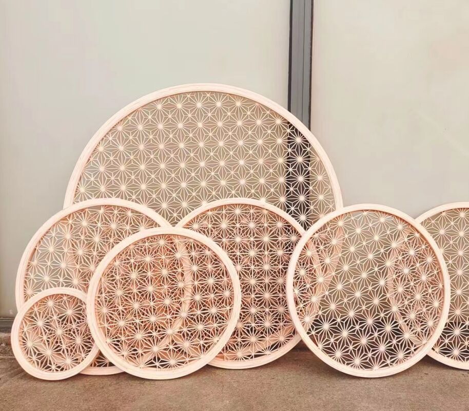 Estética tradicional Técnica de carpintería de unir piezas de madera Kumiko usando regalos hechos a mano con mortero