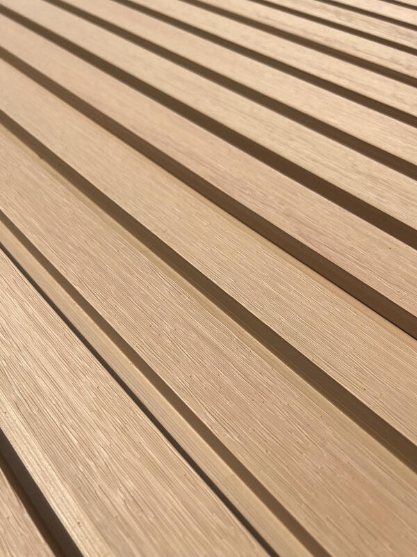 Panel de fachada WPC moderno Revestimiento exterior Panel de pared Revestimiento de pared Wpc para hotel