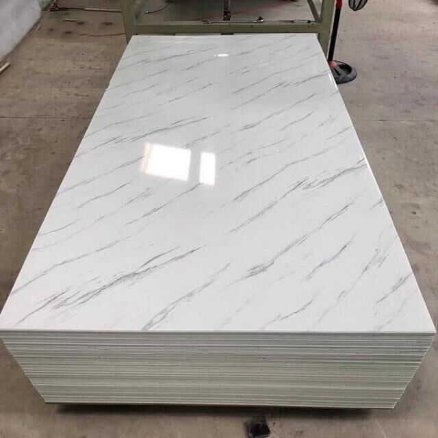 Panel de pared de PVC de alta calidad con efecto de mármol UV Humectancia y WPC a prueba de agua para decoraciones de hoteles Mejor precio