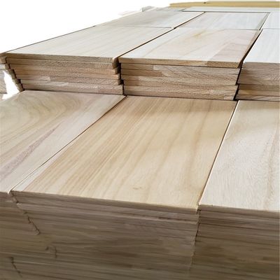 Nuevo estilo VIETNAM Productos de madera sólida Teca madera aserrada / madera / madera dura Paulownia Borda de madera pegada para la venta