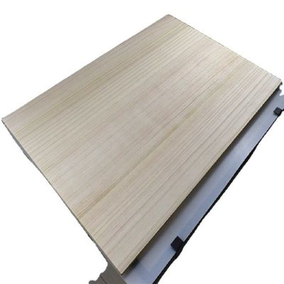 Precio de alta calidad tablero de madera sólida de paulownia personalizado