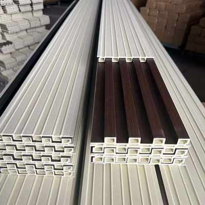 Panel de pared de cloruro de polivinilo con veta de madera interior impermeable, decoración ecológica