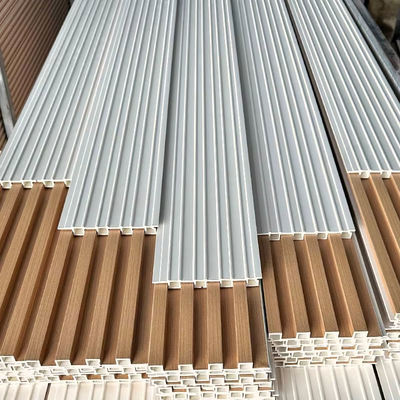 Precio al por mayor Moderno diseño de tablero de pared de WPC interior antiestático Panel de pared de pizarra de madera para revestimiento de pared de WPC impermeable para interiores