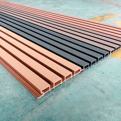 Paneles de coextrusión exterior Paneles de pared de decoración interior de PVC Revestimiento de pared compuesto WPC impermeable