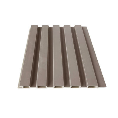 Panel de pared WPC antisepsia directo de fábrica con diseño acanalado para techo del hogar, sala de estar, taller, parque y hospital